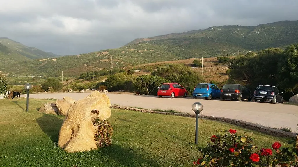 Hotel Ristorante La Tana Di Li Mazzoni Trinità dʼAgultu إيطاليا